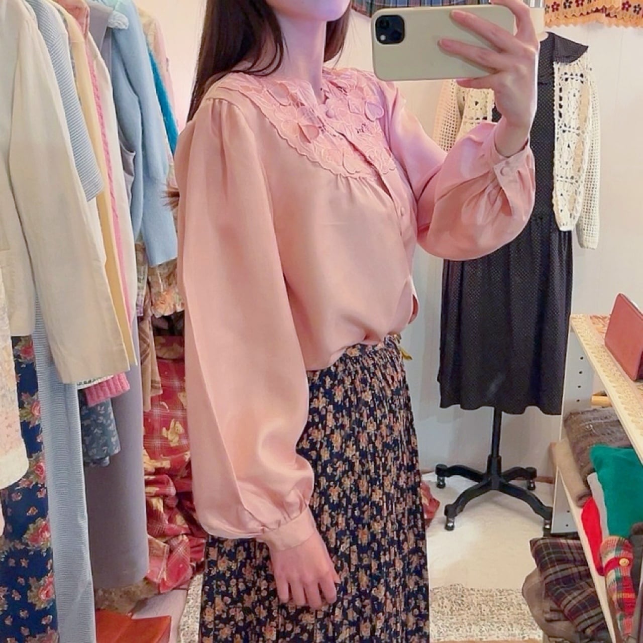 flower embroidery pink blouse