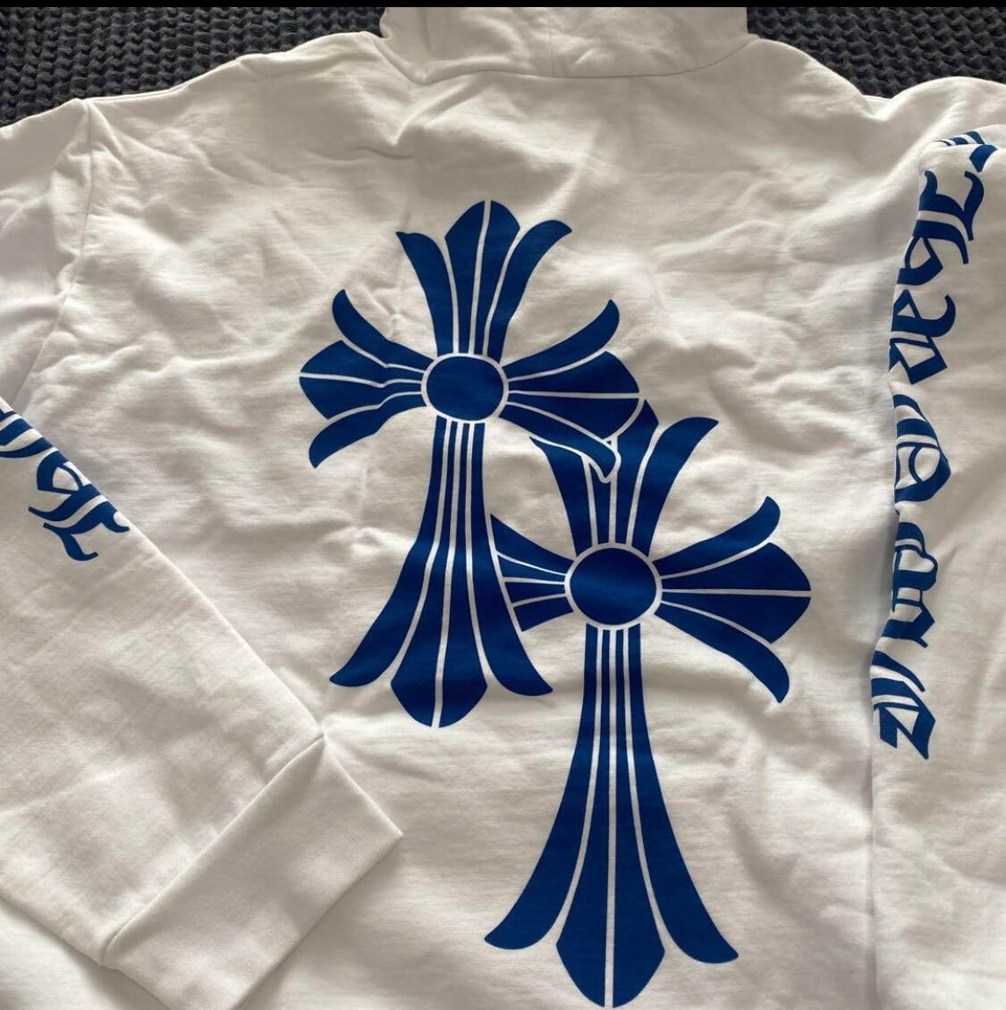 CHROME HEARTS クロムハーツ クロス モチーフ パーカー フーディー LA