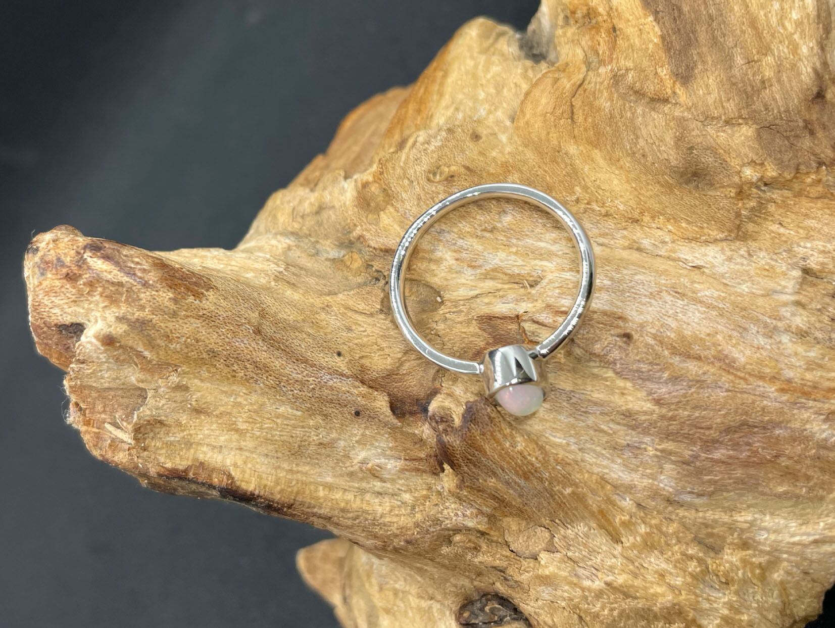 オパールのシルバーリング b583592c619446756a4756f0255c09