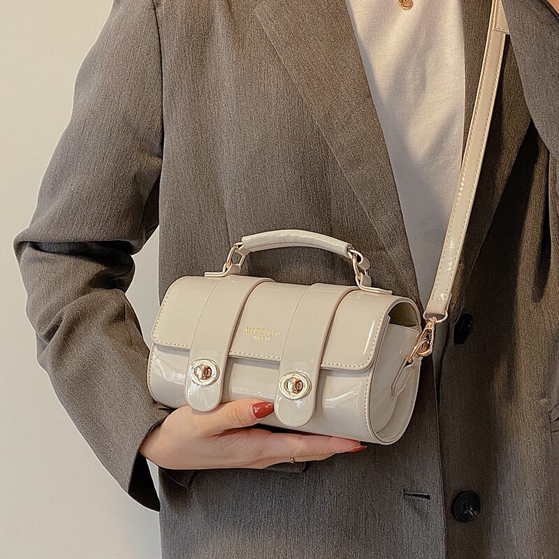 スタイル ハンドバッグ メッセンジャーバッグ Tiancai_Wing_Bag17965413110