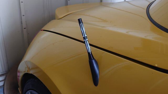 ユニオンジャック アンテナ ルーフ 白黒 モノクローム ヘリカル ポール