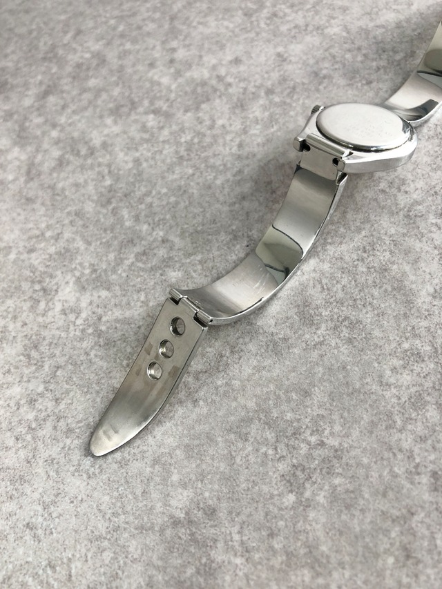 GUCCI グッチ 腕時計 シルバー ベルトモチーフ ステンレススチール 6700L クウォーツ vintage ヴィンテージ オールド 28ufd2