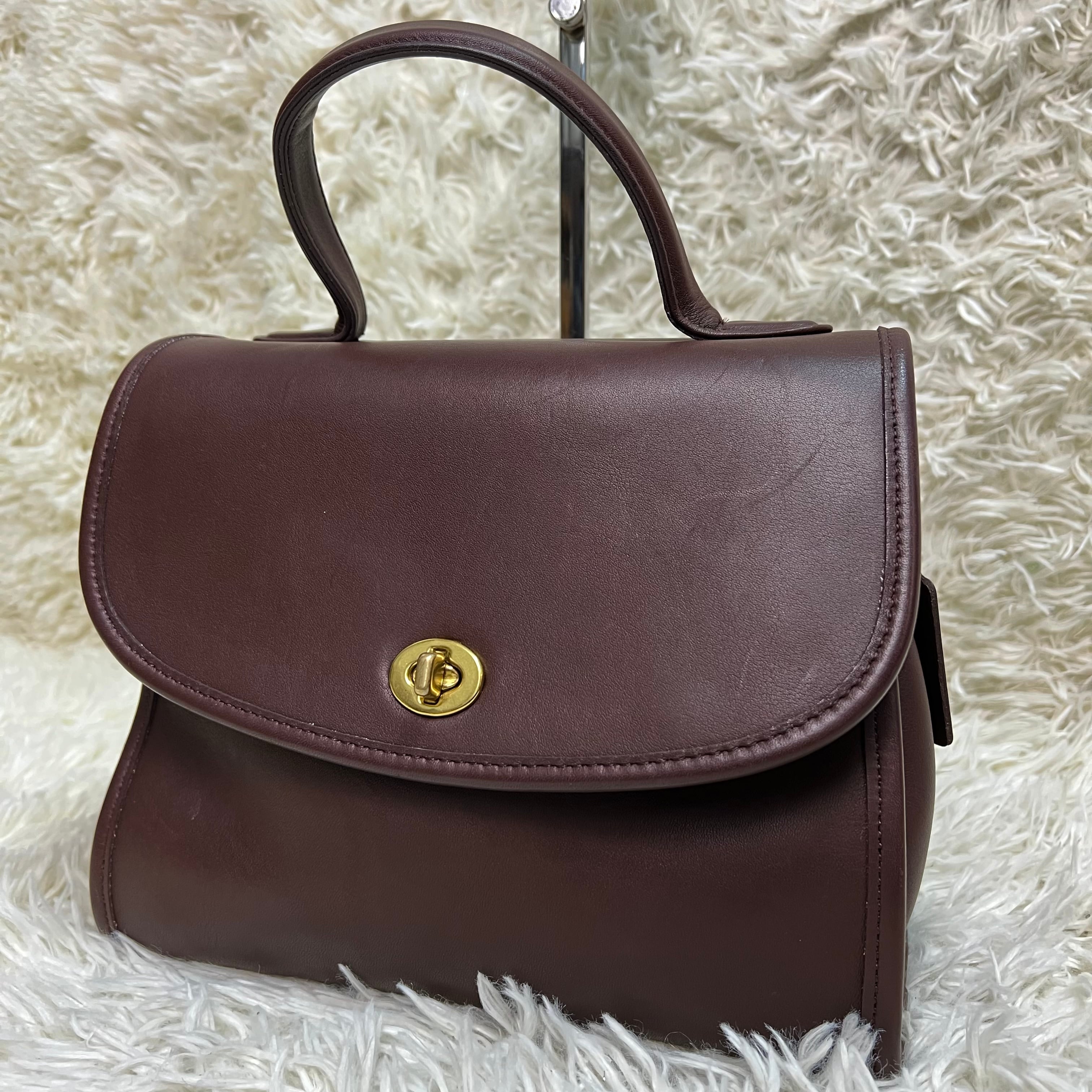 オールドコーチ ハンドバッグ ターンロック MANOR BAG 茶色 オールドコーチ ハンドバッグ ターンロック MANOR BAG 茶色