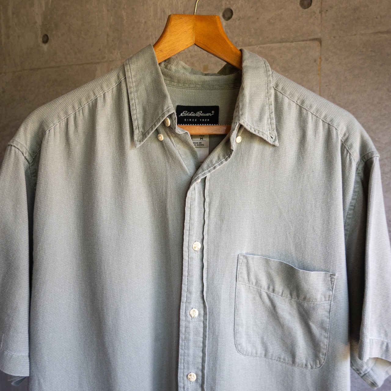 Eddie bouer pocket shirt