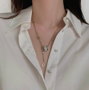 ウエス トネックレス ライト ラグジュアリー ニッチ 大人 上品 おしゃれ かっこいい ボーイッシュ 個性的 クール 春 夏 秋 冬 オールシーズン レディース デート お出かけ パーティー 韓国系 スタイル ゴールド