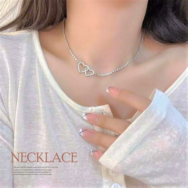 【首元の美力アップ】ダブルハートモチーフネックレス アジャスター調整可『シルバー』