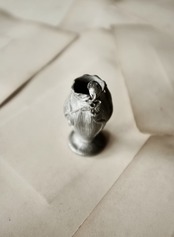 1900s フランス エタン 灰色の蘭と灰色花瓶 アンティーク