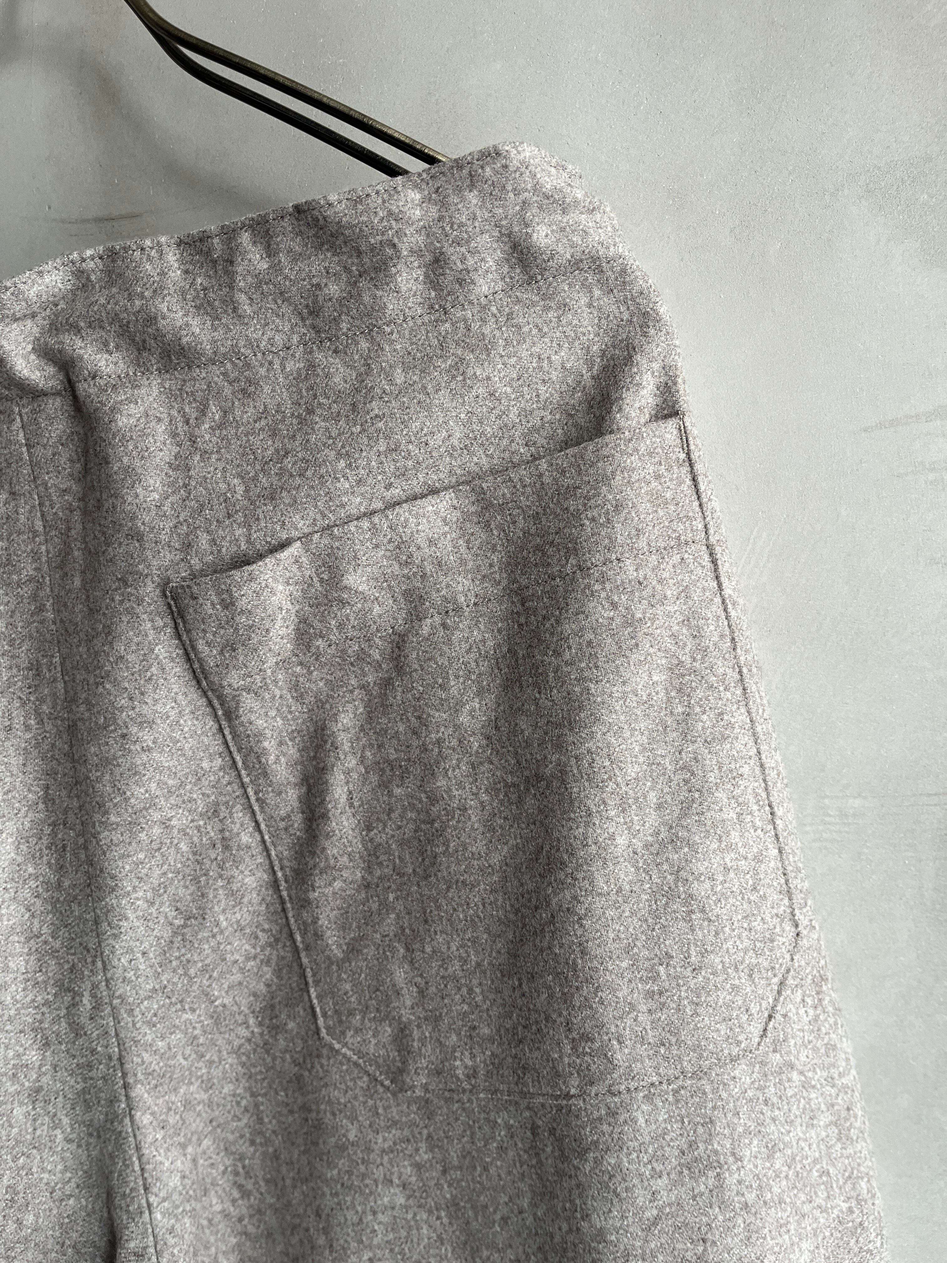 eleven 2nd｜イレブンセカンド｜ウールワイドパンツ｜ベージュ | 岡の 