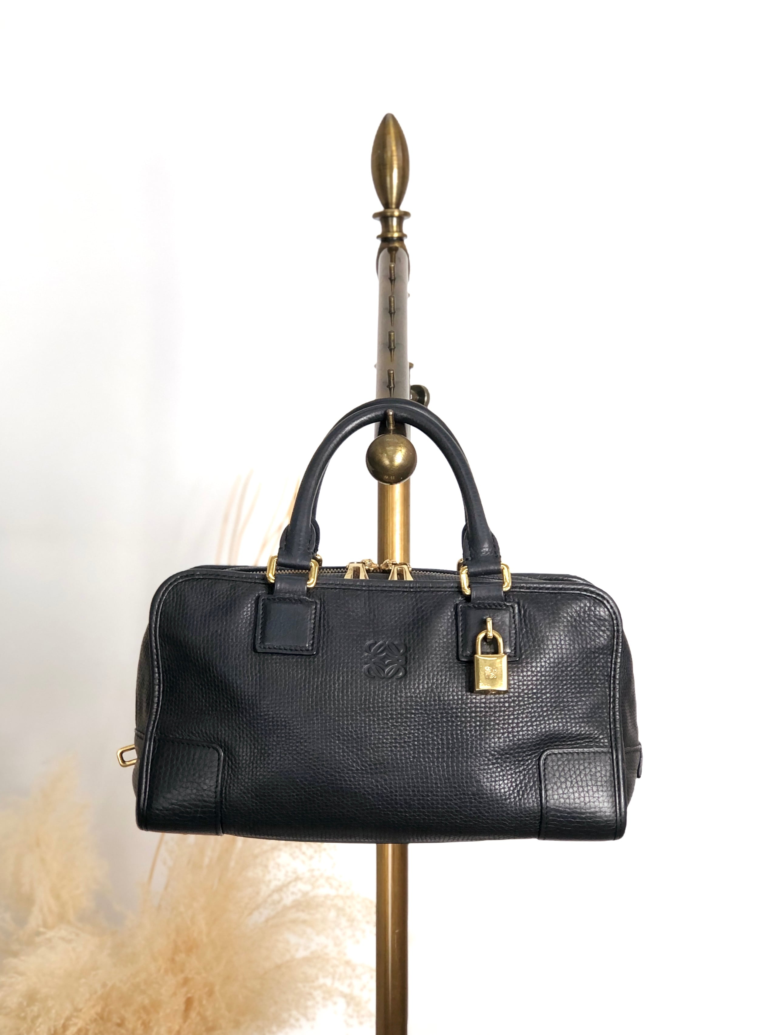 LOEWE ロエベ アマソナ28 ハンドバッグ ブラック アナグラム レザー ボストンバッグ vintage ヴィンテージ オールド n43dbr