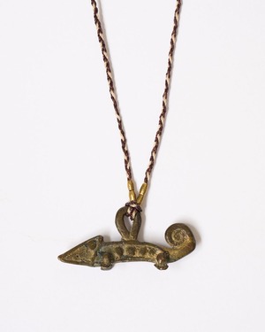 chameleon necklace (bronze)