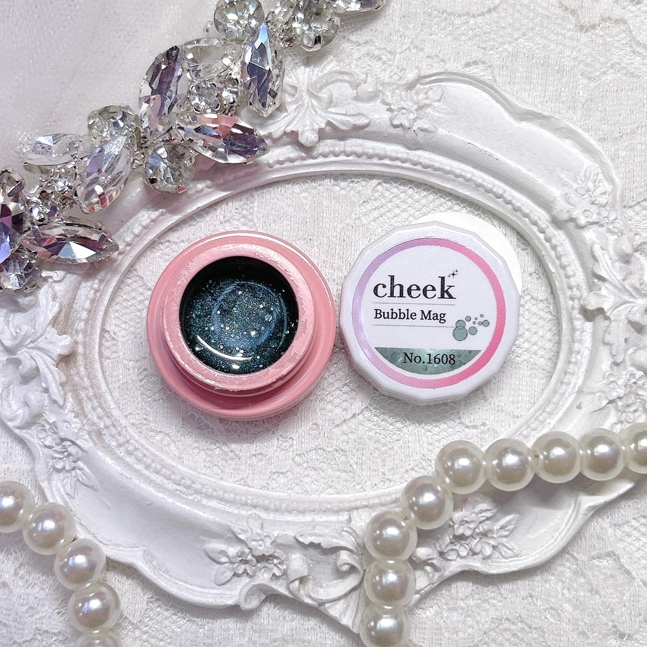BubbleMag | cheekgel
