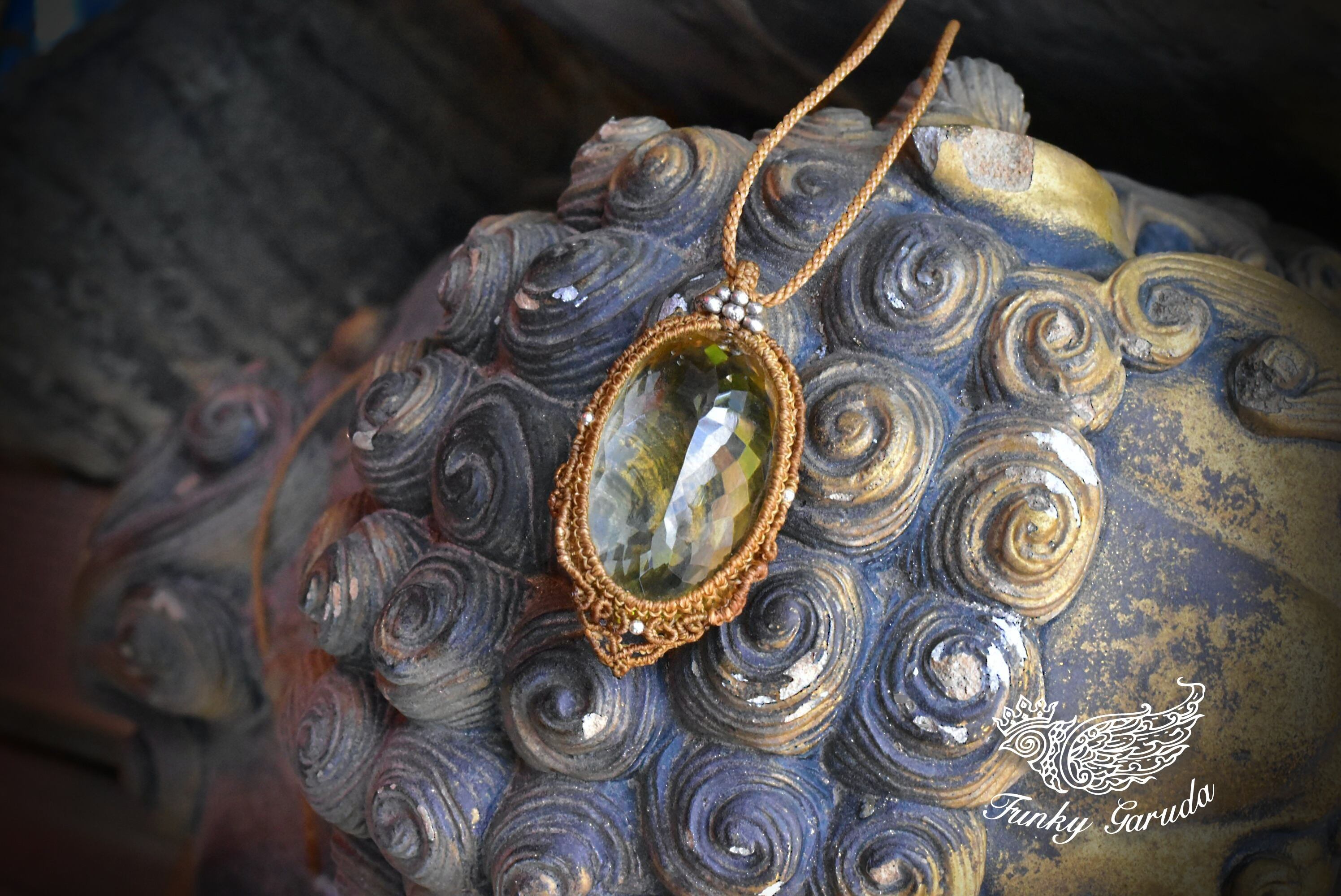 大粒特大☆151ctファセットカットレモンクォーツ マクラメ