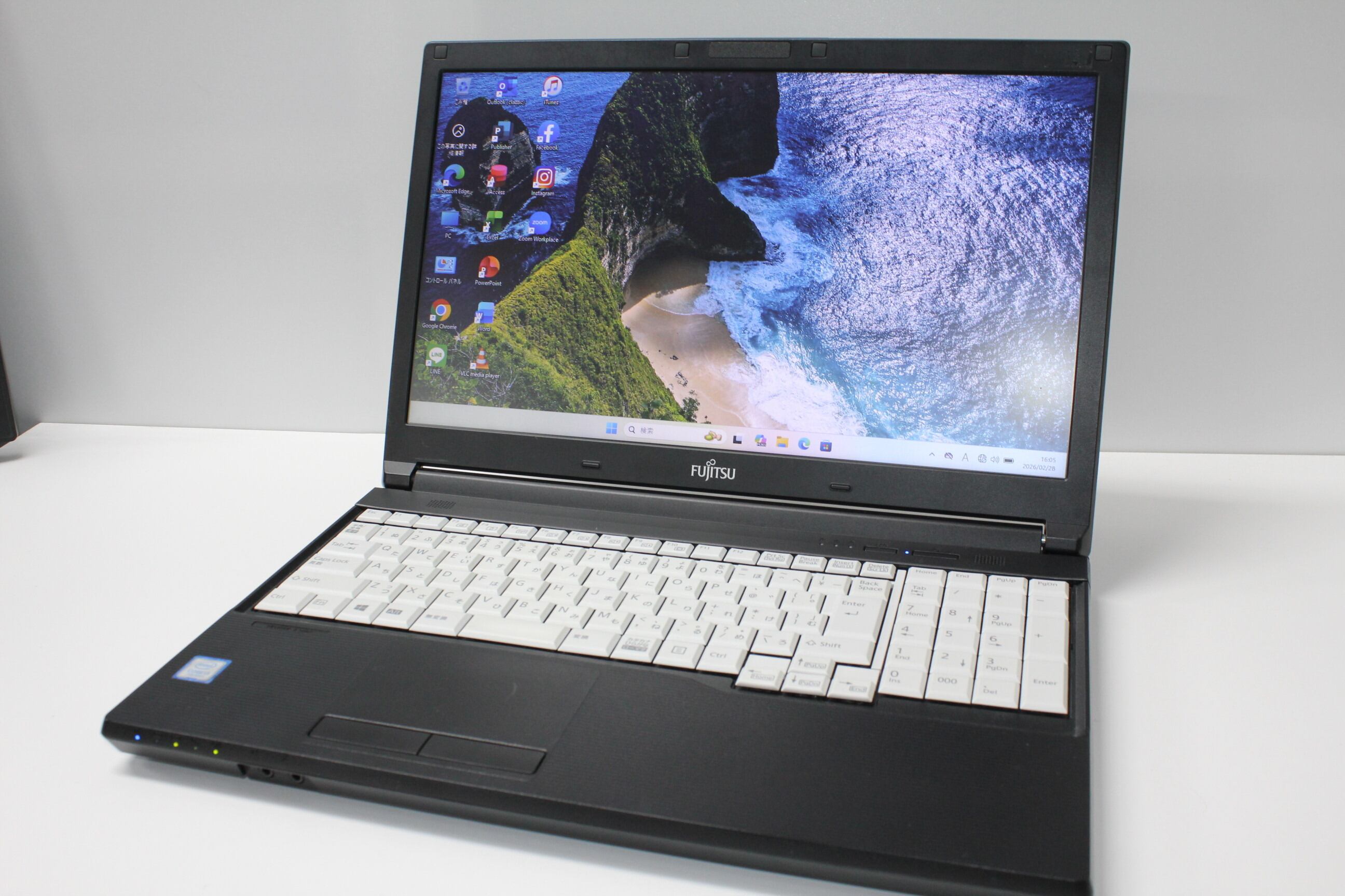最新Windows11+office 新品爆速SSD256GB 富士通 WS1/T 高性能core i5-5200U/メモリ8GB/13.3インチ/タッチパネル/HDMI/無線内蔵/webカメラ 最新Windows11+office 新品爆速SSD256GB 富士通 WS1/T 高性能core i5