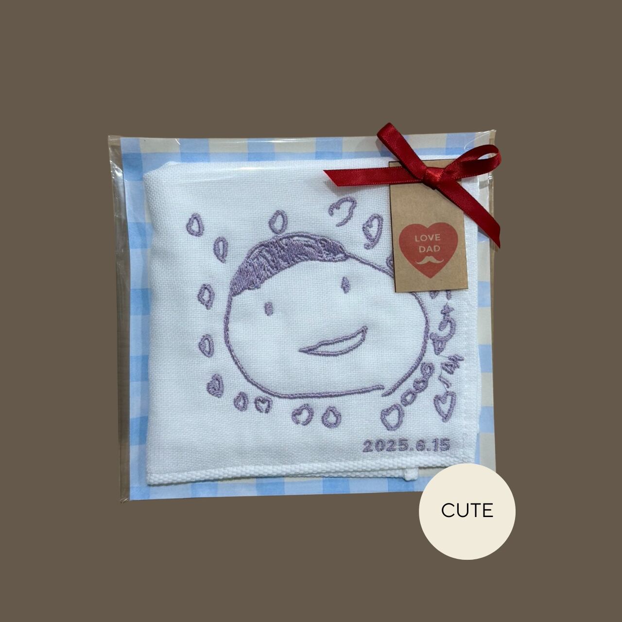 お子様が描いたイラストを刺繍してお作りするお絵描き刺繍ハンカチ(❁´◡`❁)　思い出をいつも身近に・・・【記念品・敬老の日・父の日・母の日・卒園・ギフト】