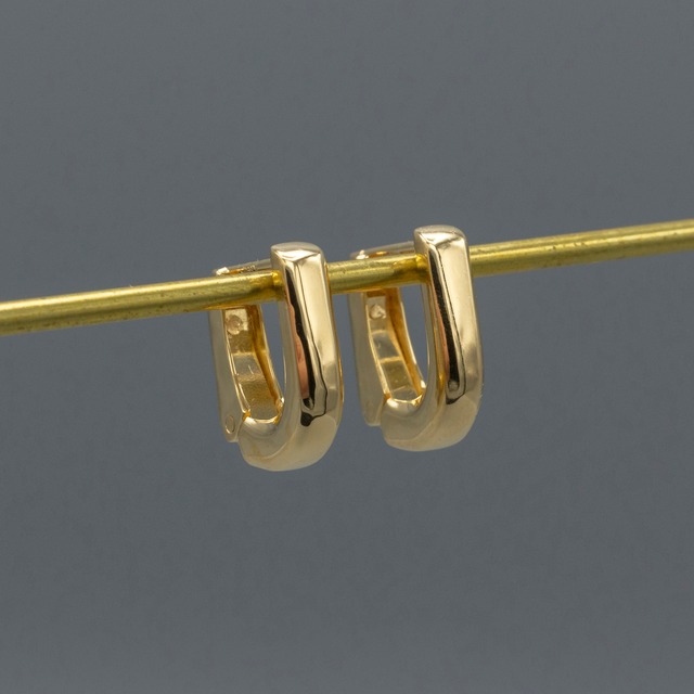 Spring pierce Gold