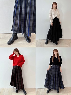 プリーツロングスカート　¥7,200+tax