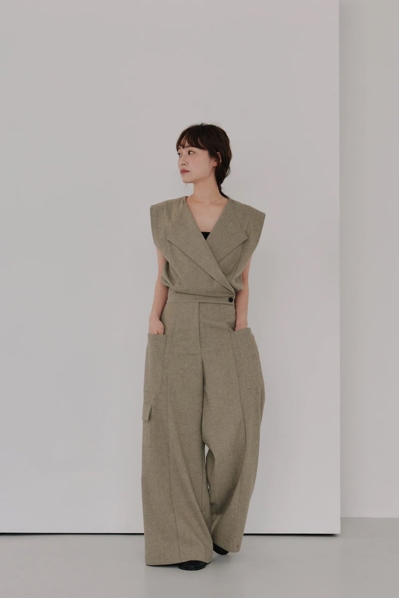 【Hella ヘラ】CACHECOEUR JUMPSUIT カシュクールジャンプスーツ h253-40 (2COLORS)