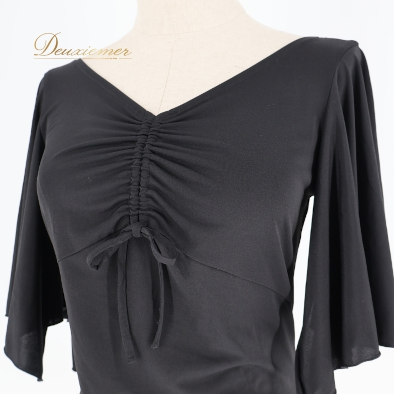 社交ダンス 衣装 トップス ブラウス ブラック系 チャコットロイヤルダンス Chacott ROYAL DANCE 黒 日本製 リボン 練習 レッスン 伸縮 ストレッチ シンプル 上品 かわいい ダンス衣装 ステージ イベント パーティー