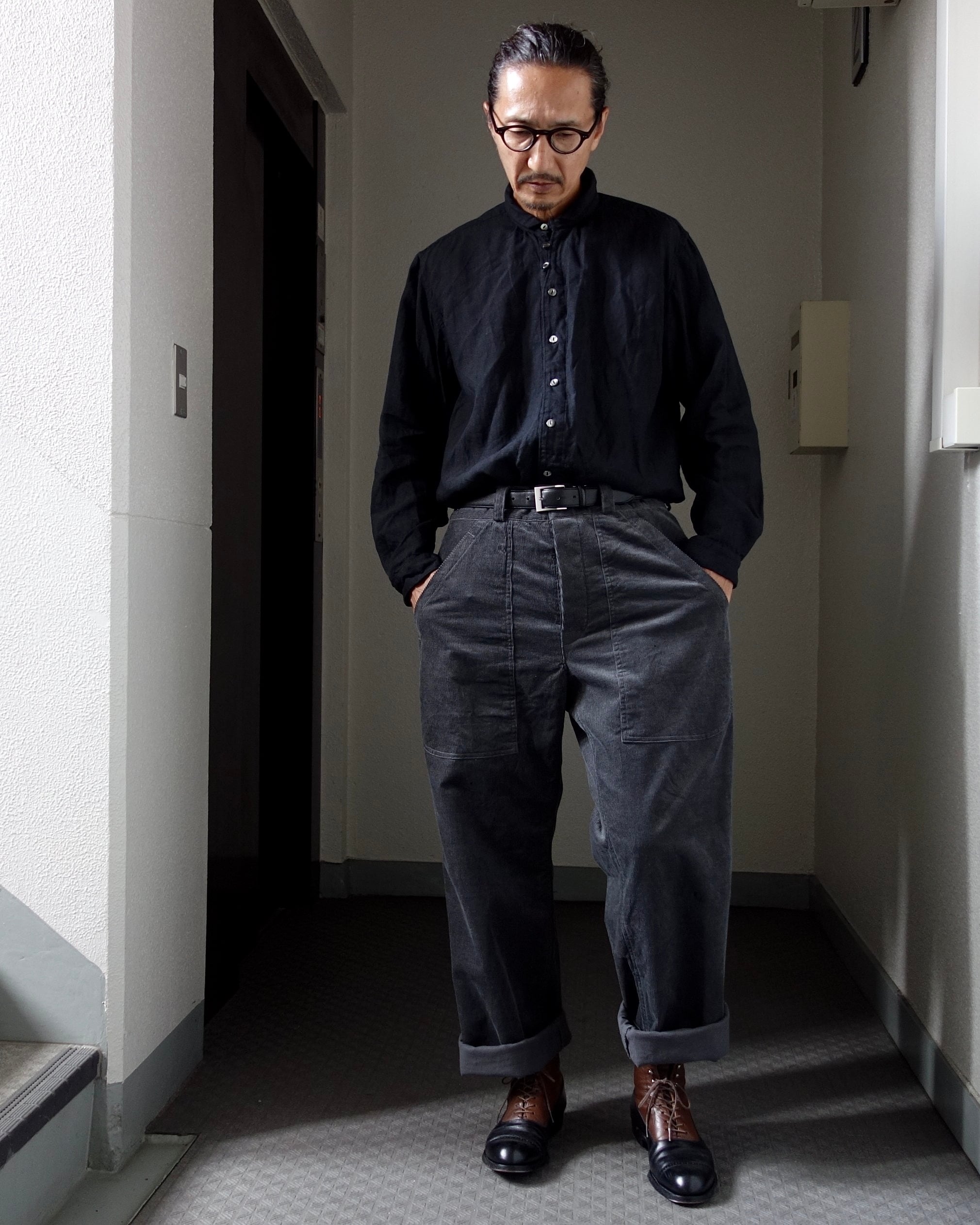 classic bakers corduroy pants / charcoalgrey | ATELIER GARDENIA