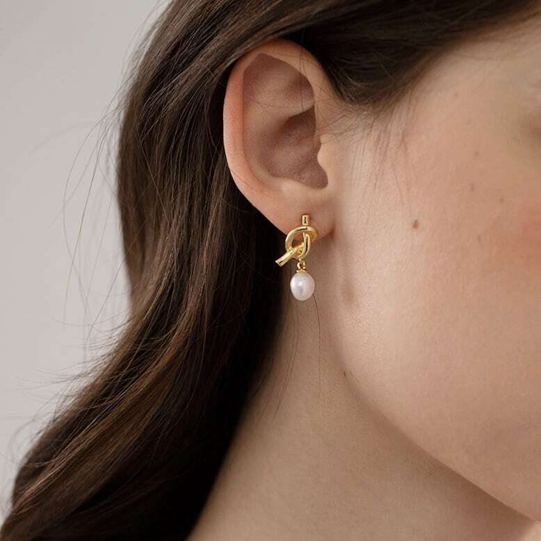 ノットパールピアス 10017