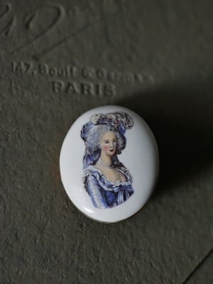 貴婦人ブローチ フランスアンティーク ブロカントのある暮らし