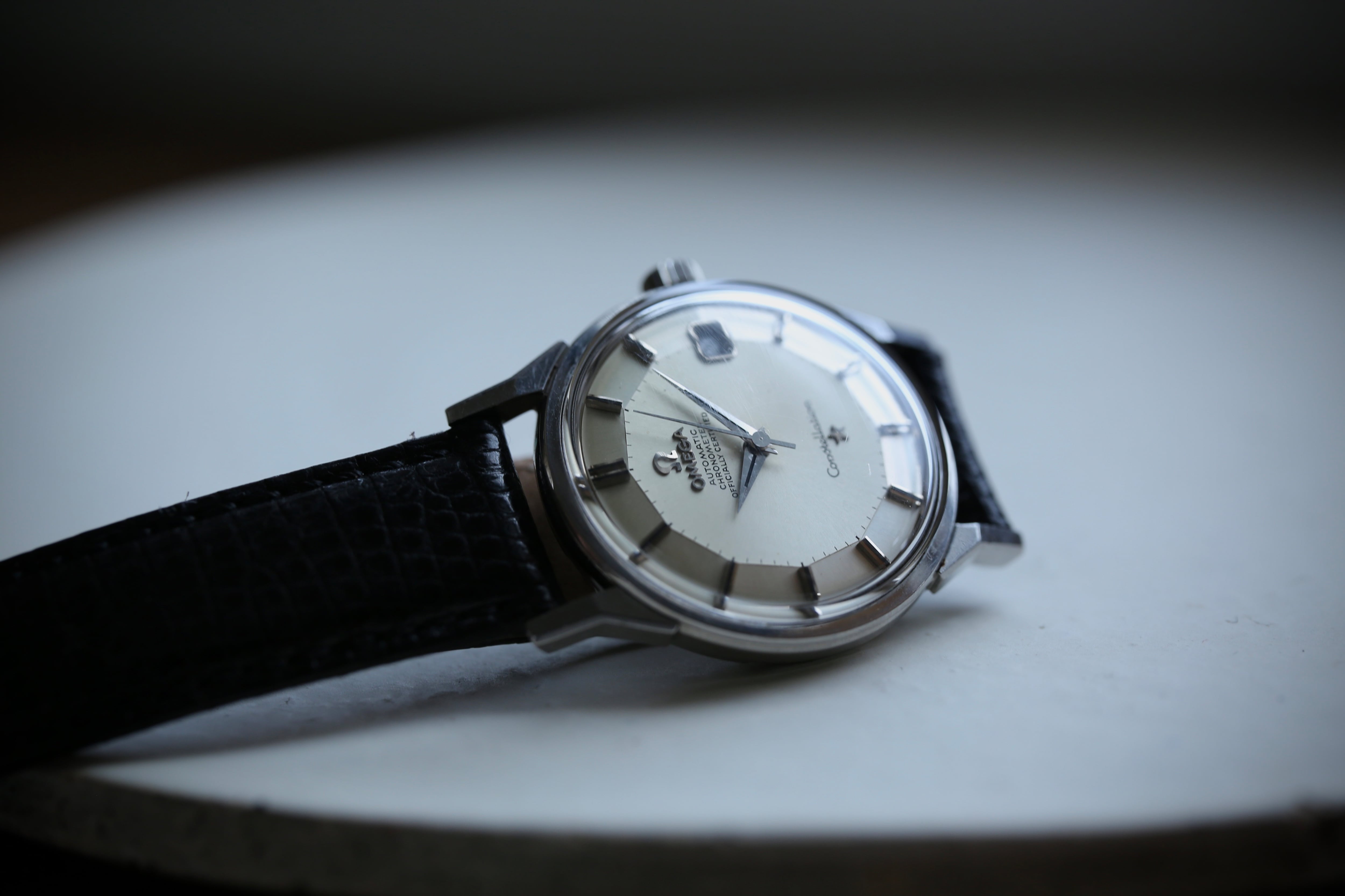 OMEGA】 1972年製 オメガ コンステレーション 12角 デイト ブラック