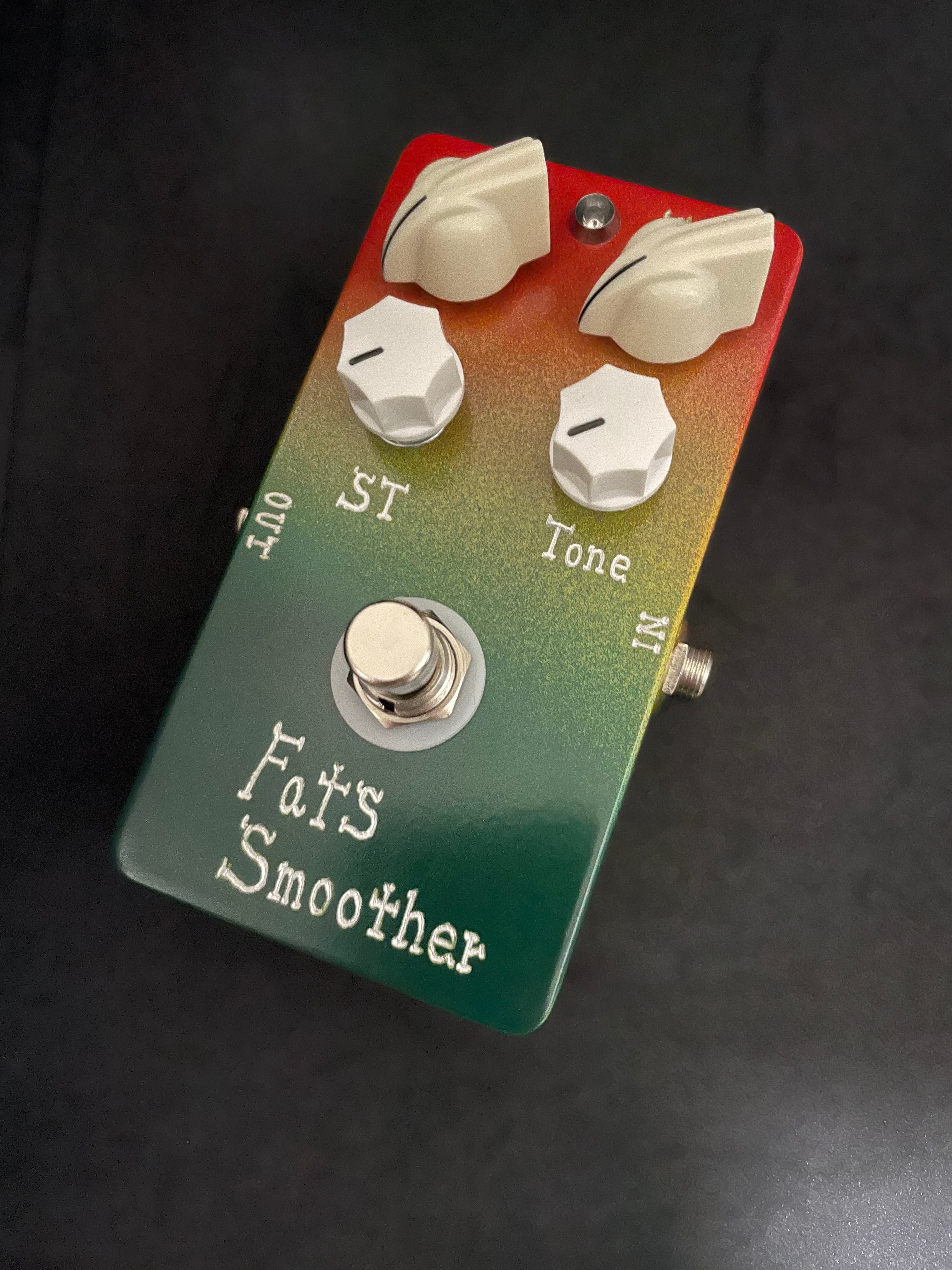 完全オリジナル回路のハンドメイドオーバードライブブランド：Fats