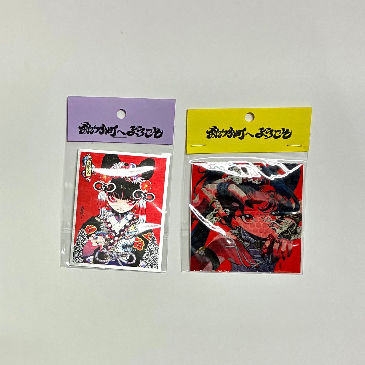 横田紗礼 / 特殊加工ステッカー(2種類)