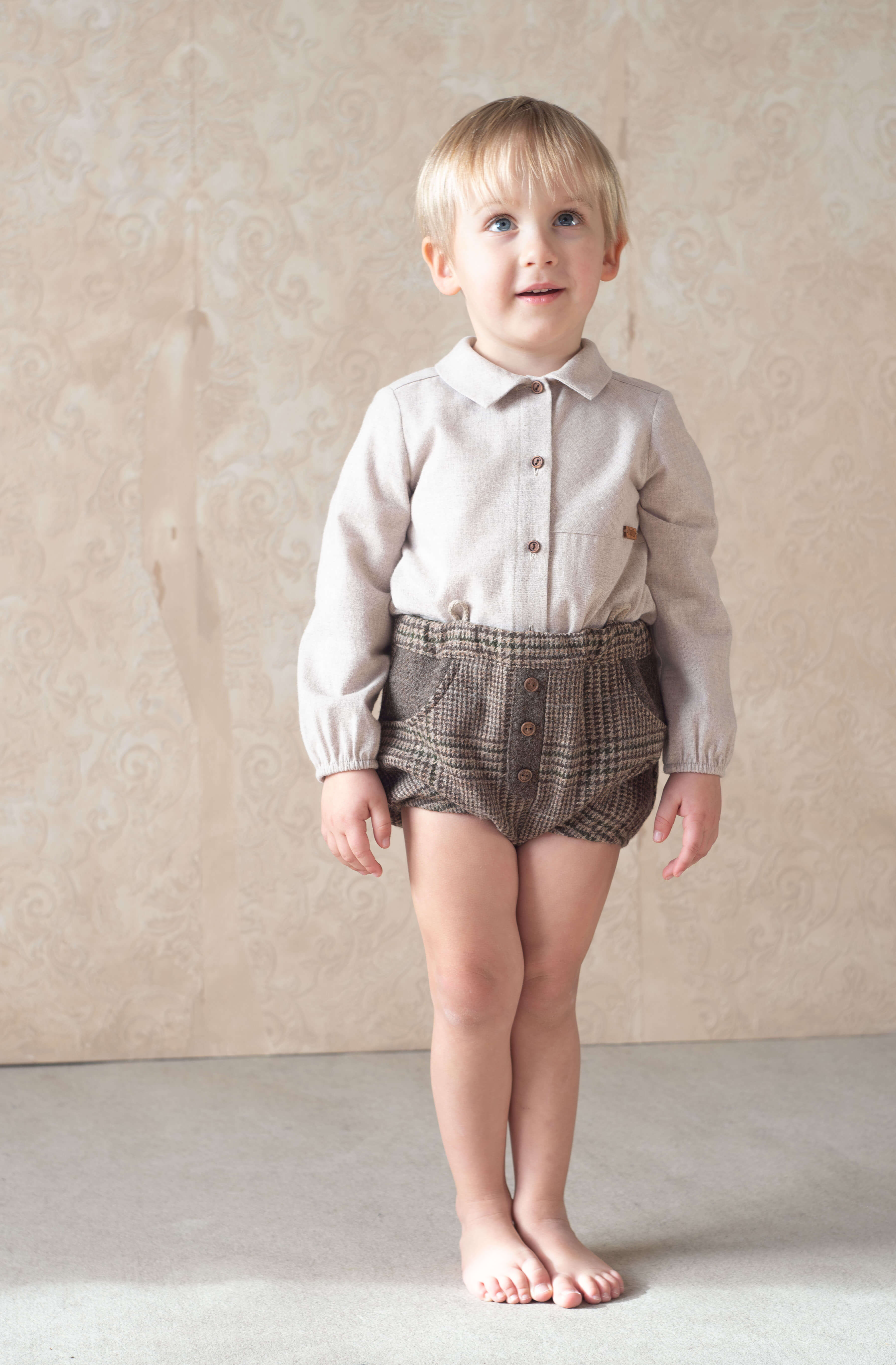 Popelin&frasl;Brown plaid woollen culotte with removable straps and