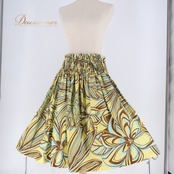 フラダンス 衣装 パウスカート エムエムジェイ イエロー系 日本製 ブラウン系 シングル モンステラ柄 花柄 かわいい 鮮やか 華やか 明るい ハワイアン アロハ ハワイアンプリント フラ ダンス レッスン 練習 おしゃれ デザイン かわいらしい