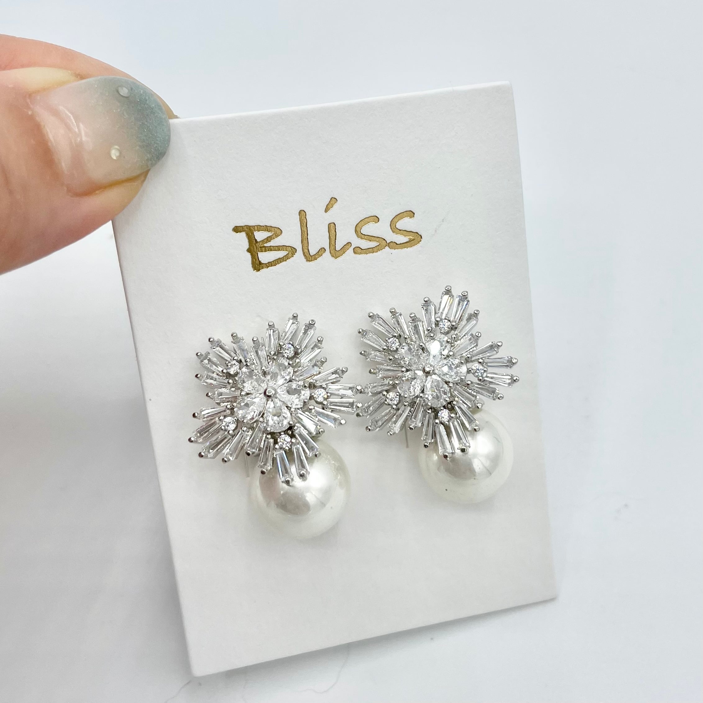 ピアス・イアリング | ブライダルセレクトショップ Bliss