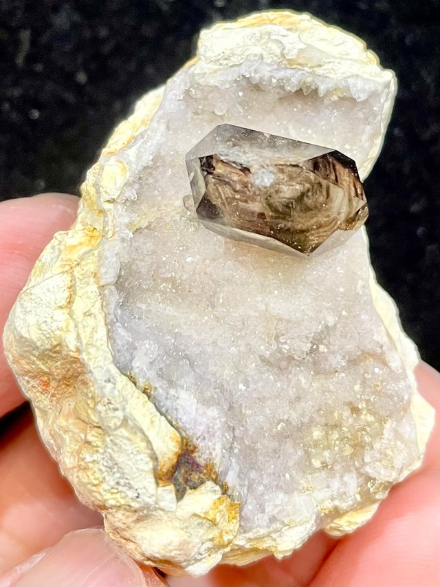 7) アボリジニー「レムリアン・ドリーム」スモーキー・ダイヤモンド母岩付き