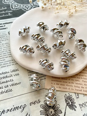 CCBプラスチック うずまきスペーサービーズ シルバー 6個