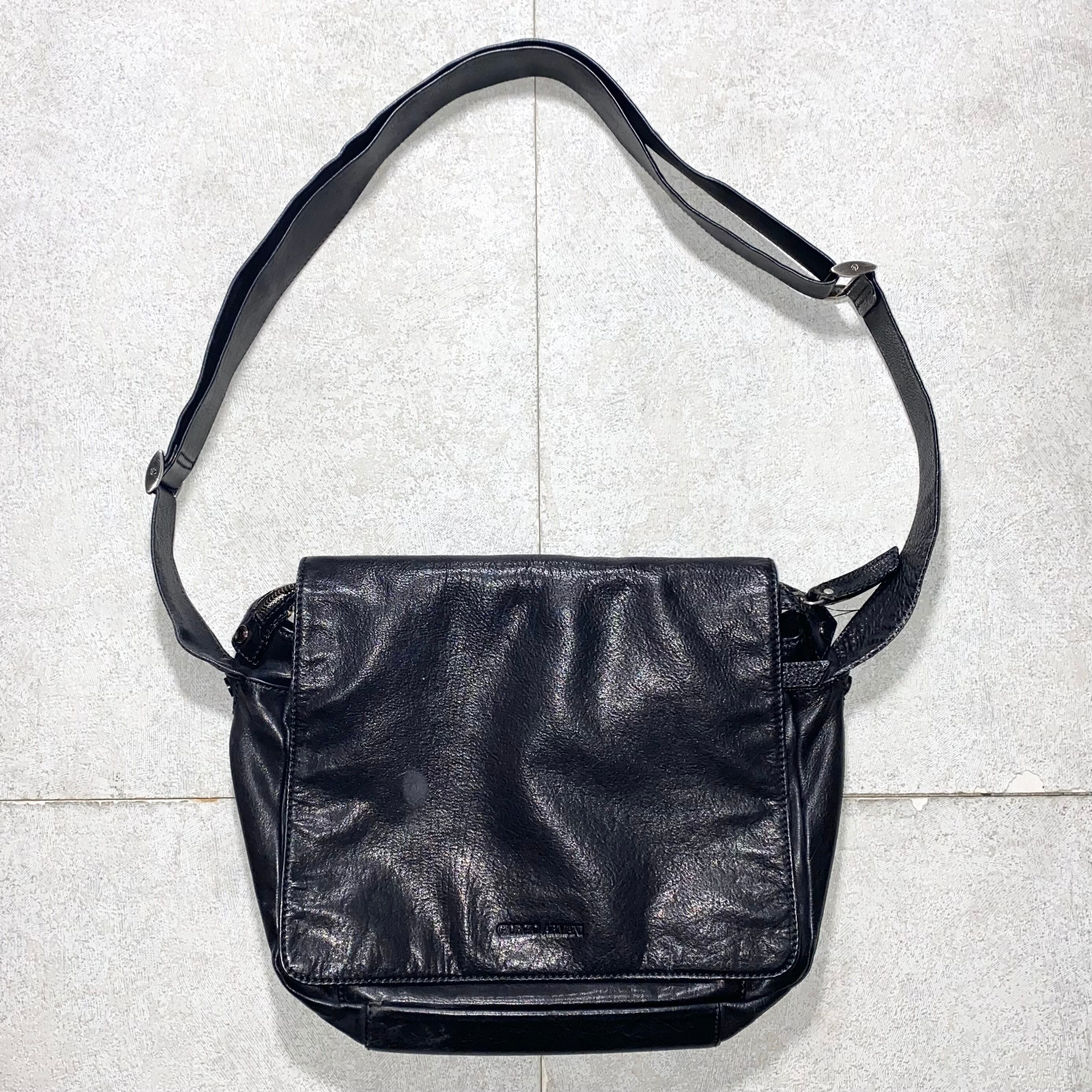 GIORGIO ARMANI flap leather shoulder bag | NOIR ONLINE