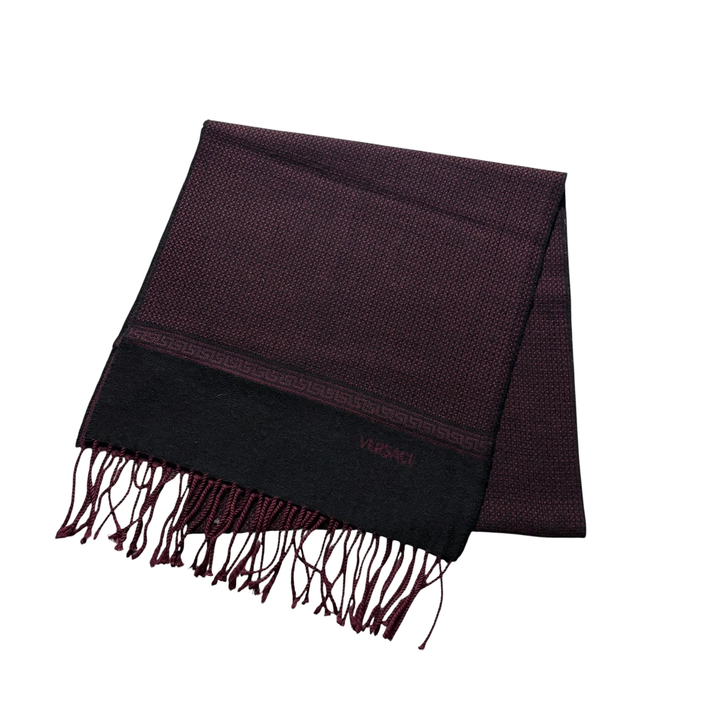 GUCCI by Frida Giannini super large silk scarf | NOIR ONLINE