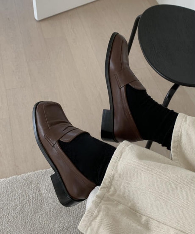 《即納商品》natural square toe loafer (brown / black)