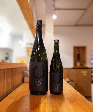 七冠馬 特別純米 漆黒のS：1800ml