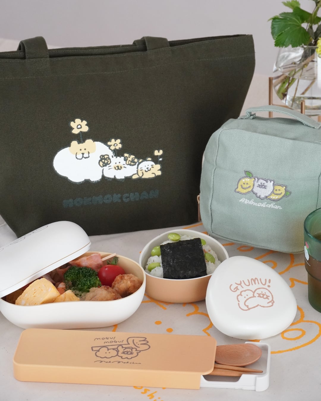 えらいねウサビーンズお弁当箱/ホワイト（MK-573) | もくもくちゃん