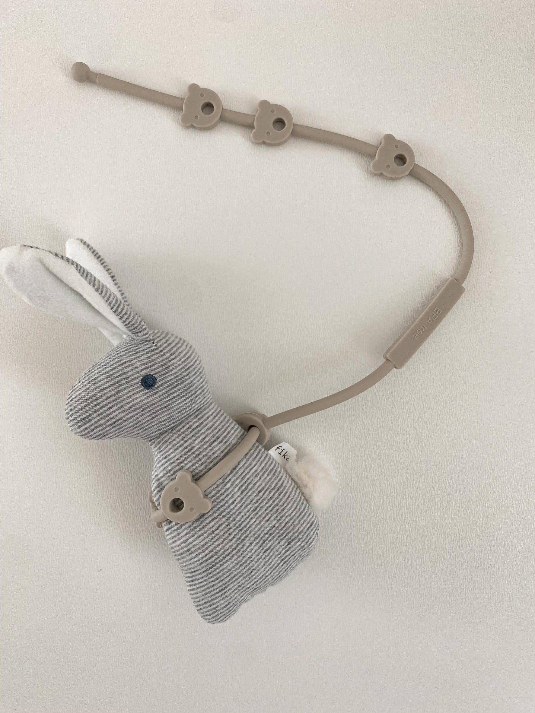 rabbit カシャカシャラトル | fika