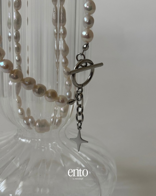 (#0162) polaris toggle necklace