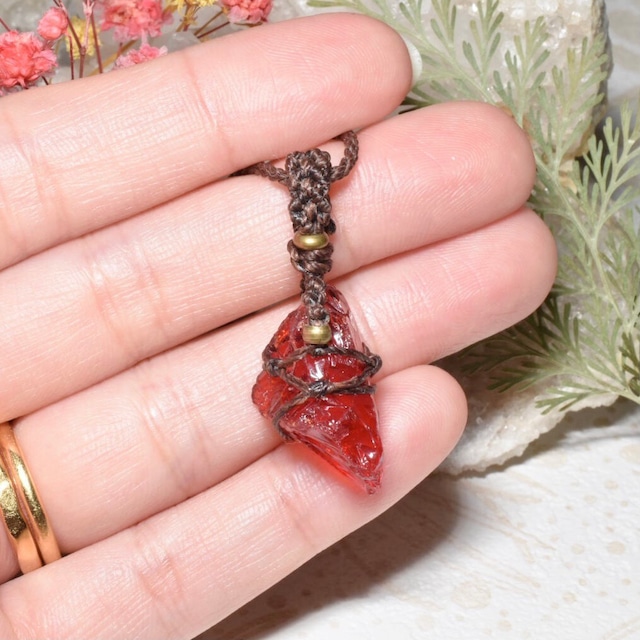 マクラメシンプルネックレス アンダラクリスタル 情熱レッド MN05