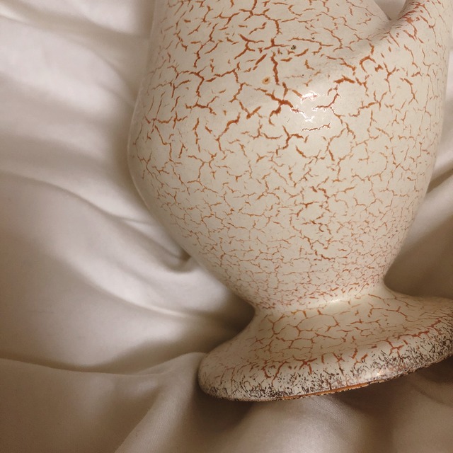 vintage flower vase Spell online