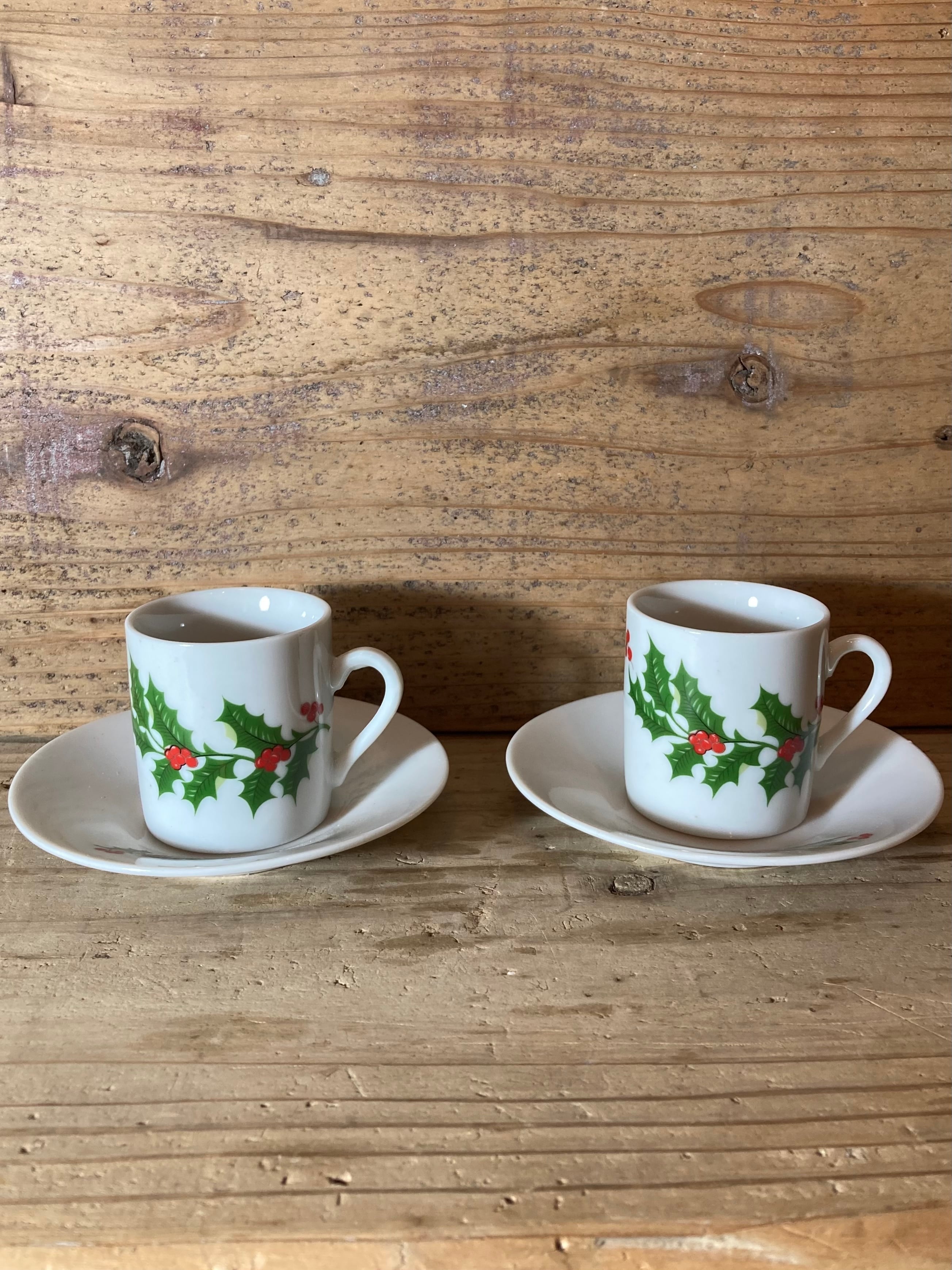VINTAGE Christmas Espresso Cup (beady antiques)