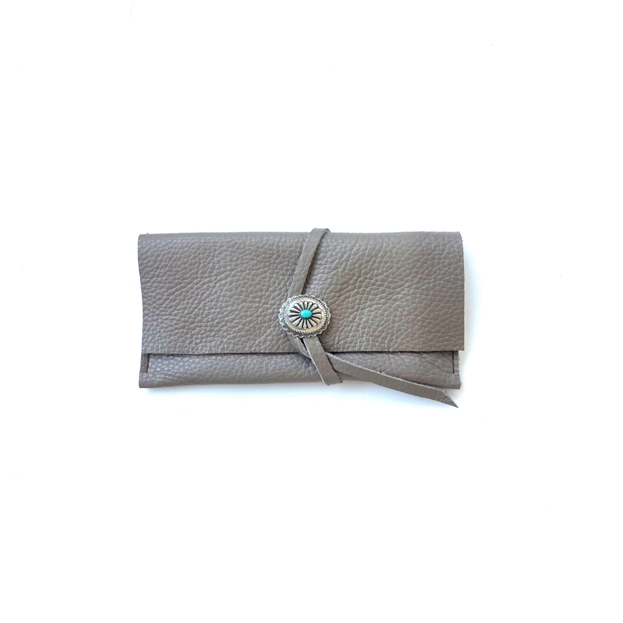 美品　ayakawasaki　　Kinchaku bag kinchaku bag 🥨🪹🥟 横長サイズ は開け口が広くって中が