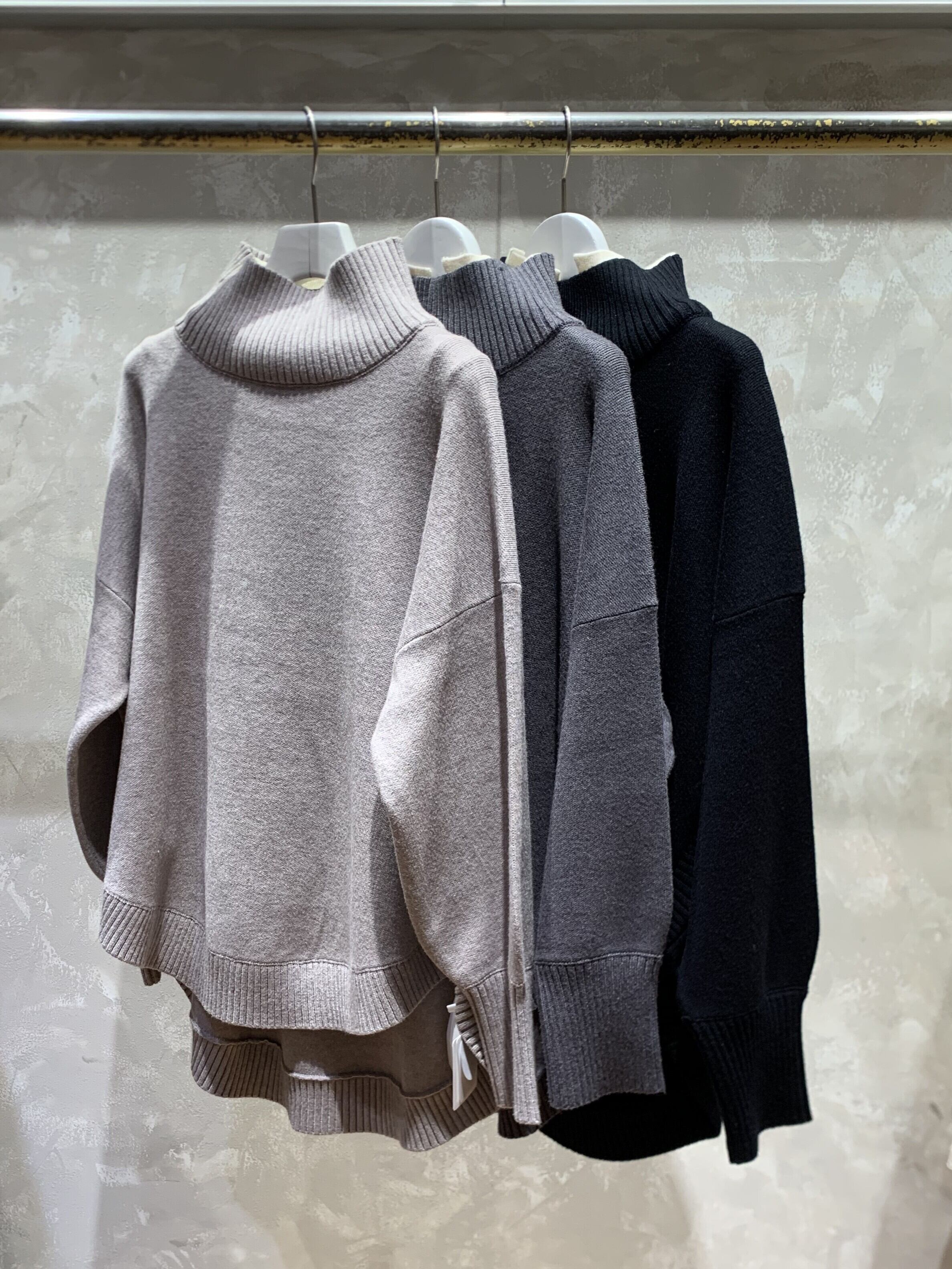 ànuke】Crewneck Botton Vest | LASHIC