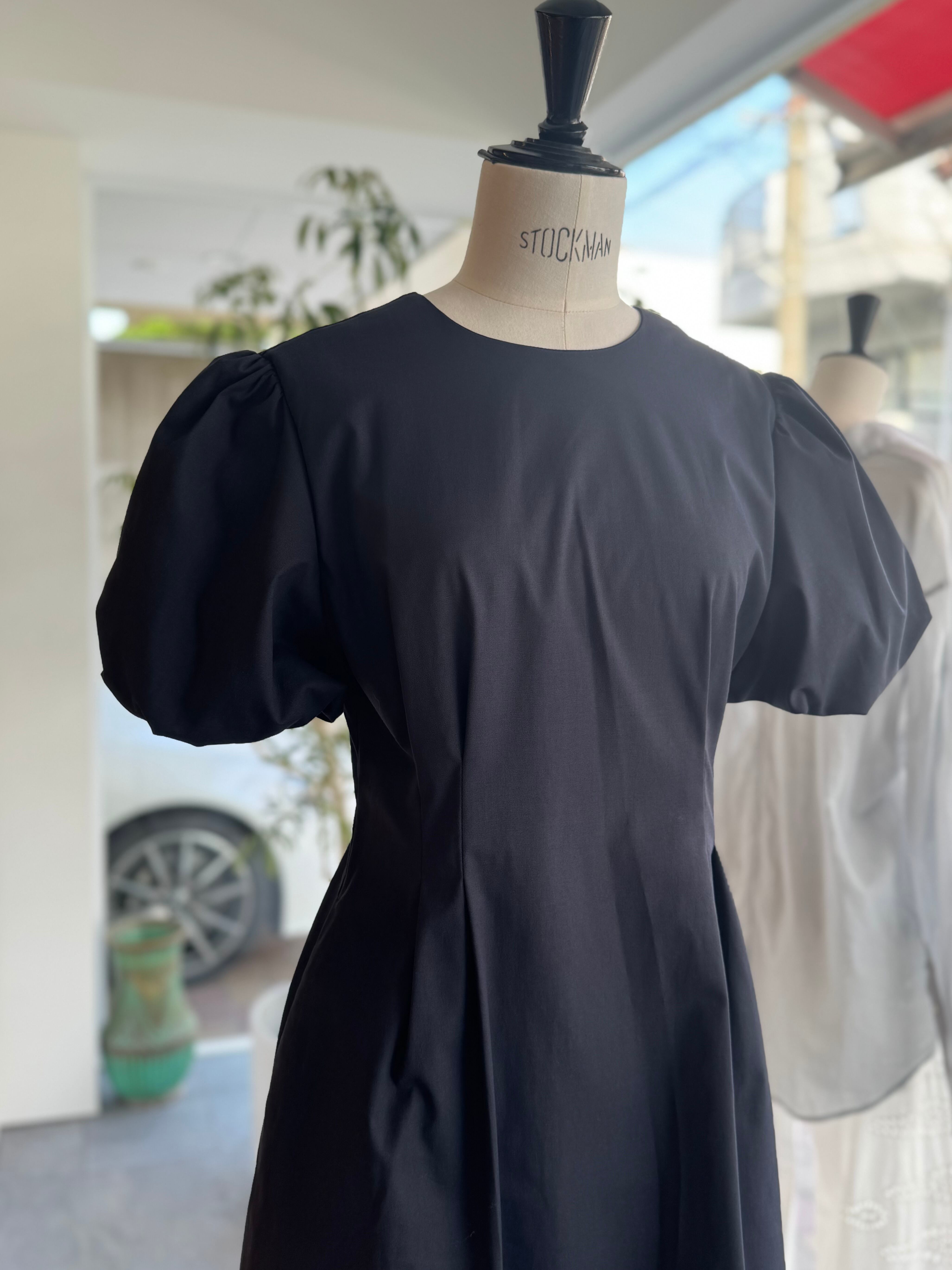 BORDERS at BALCONY BACK BORDER DRESS | FLICKA ASHIYA
