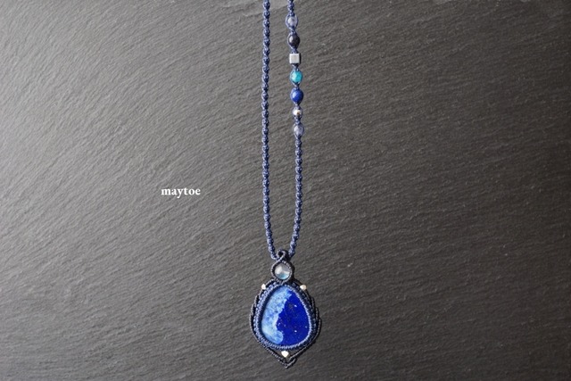ラピスラズリのマクラメネックレス - 天の川 -