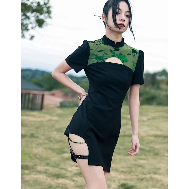 ◇蝶噛み砕宇宙◇【之x大青龍肆】★ワンピース★ブラック レディース服 パンク風 綴り合せ