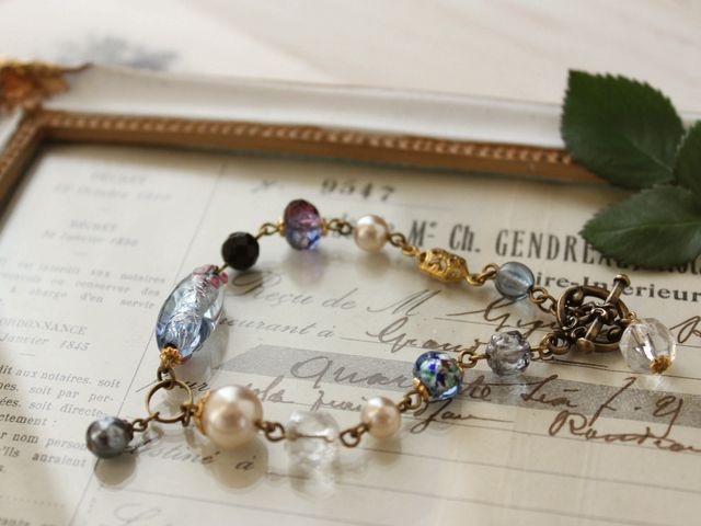 アンティークブルーを集めて。　vintage beads ブレスレット