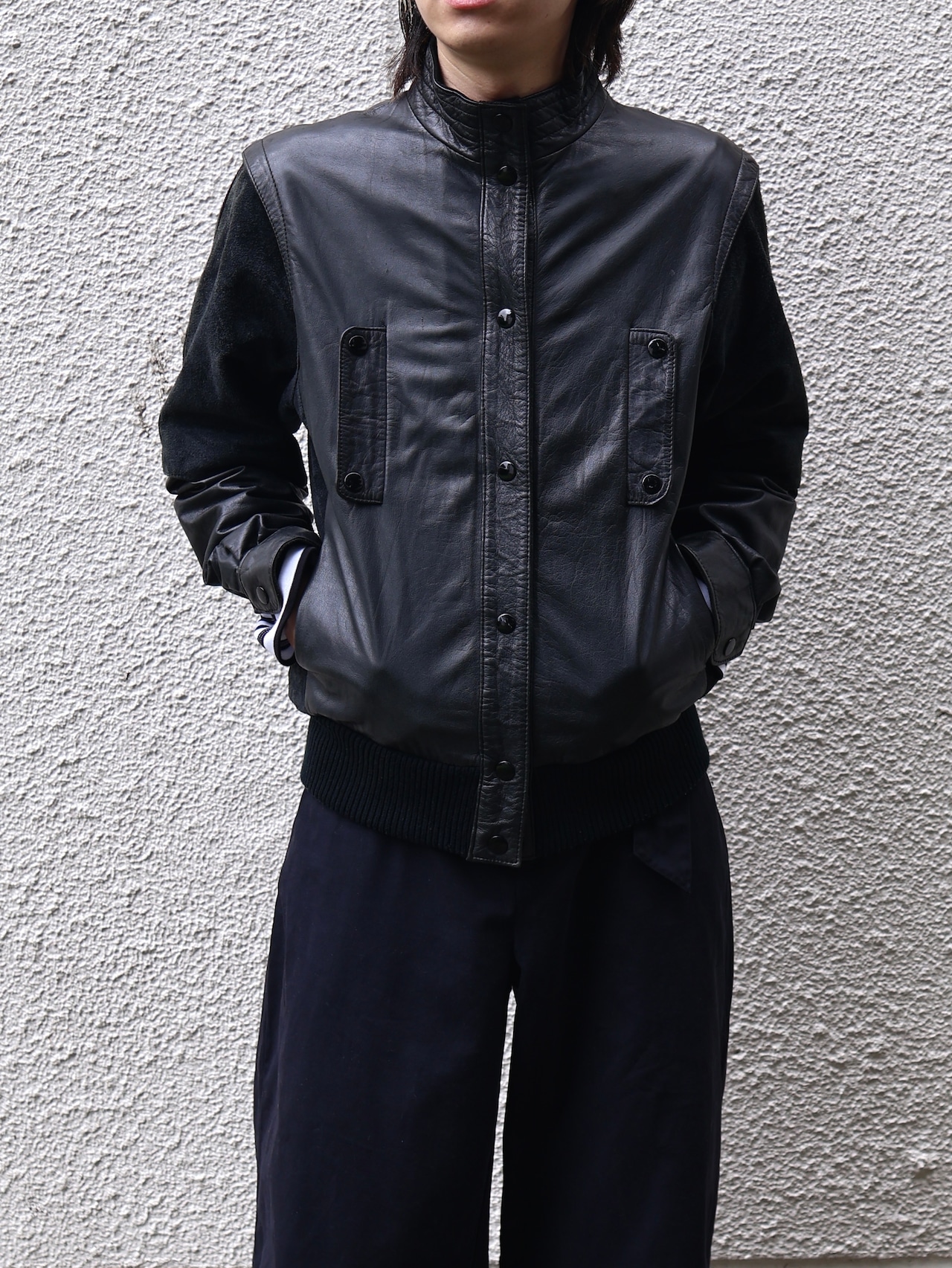 material switching leather blouson
